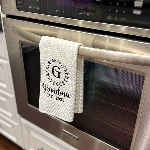 Personalized gift for grandma, Embroidered kitchen towels